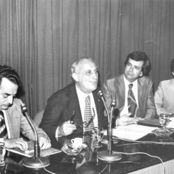 Simpósio Minas Gerais na Década de 1980, promovido pela FJP, na comemoração do seu décimo aniversário (1979)